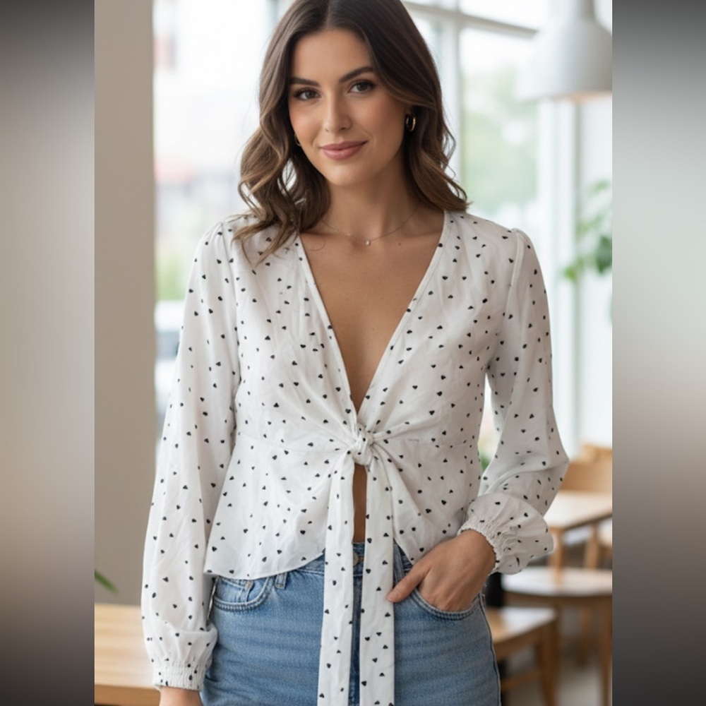 SHEIN White Heart Print Tie-Front Blouse Size XL